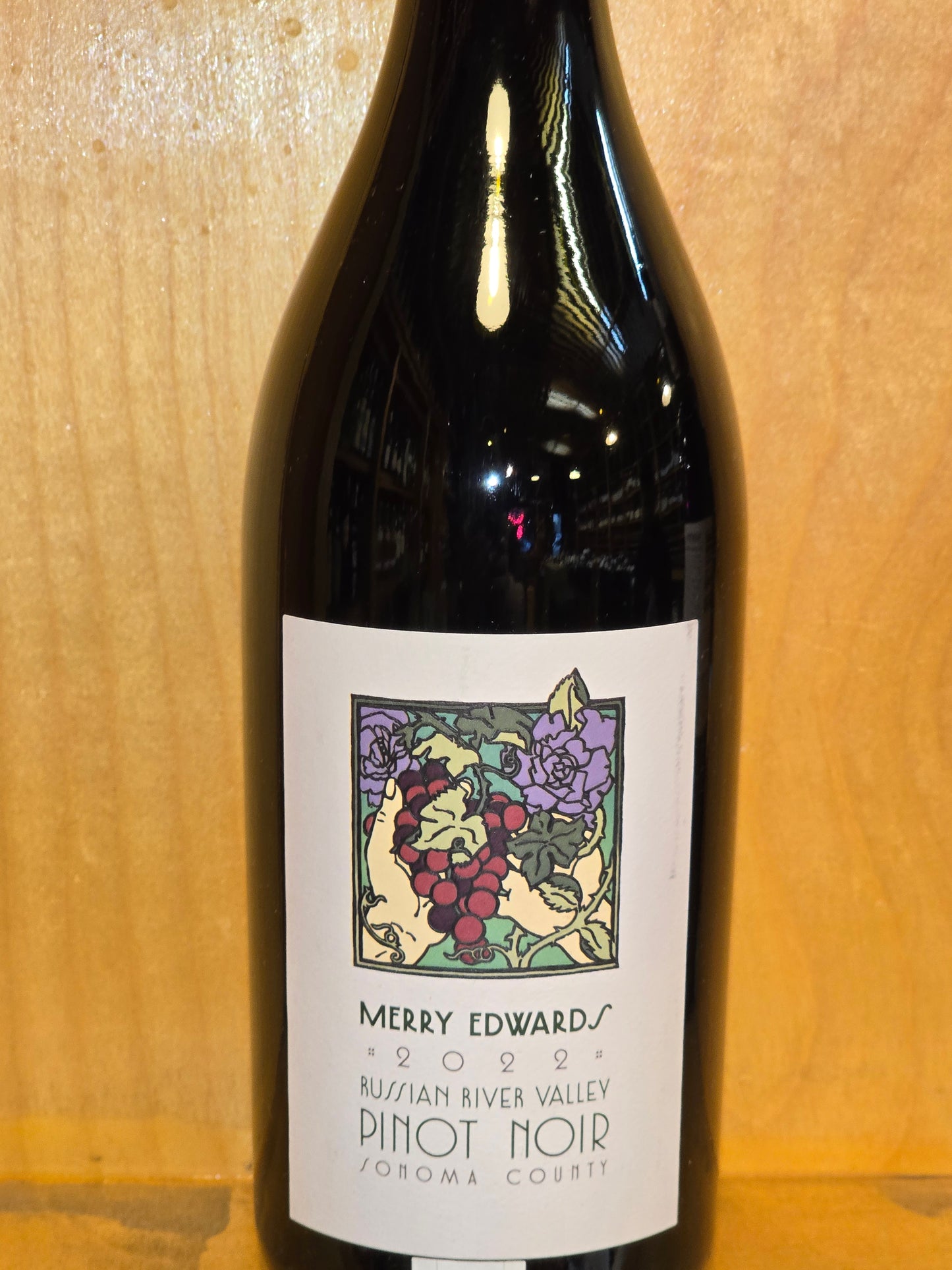 MERRY EDWARD PINOT NOIR